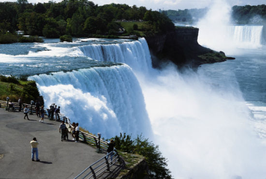  Why To Choose Niagara Falls For Your Next Vacations
